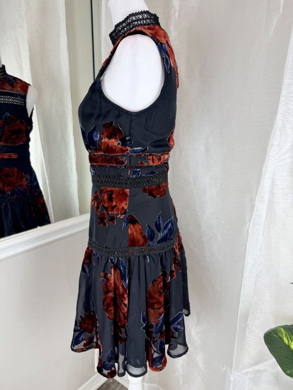 Gianni Bini XS Floral Burnout Mock Neck Fit & Flare Mini Dress Women - Picture 12 of 16